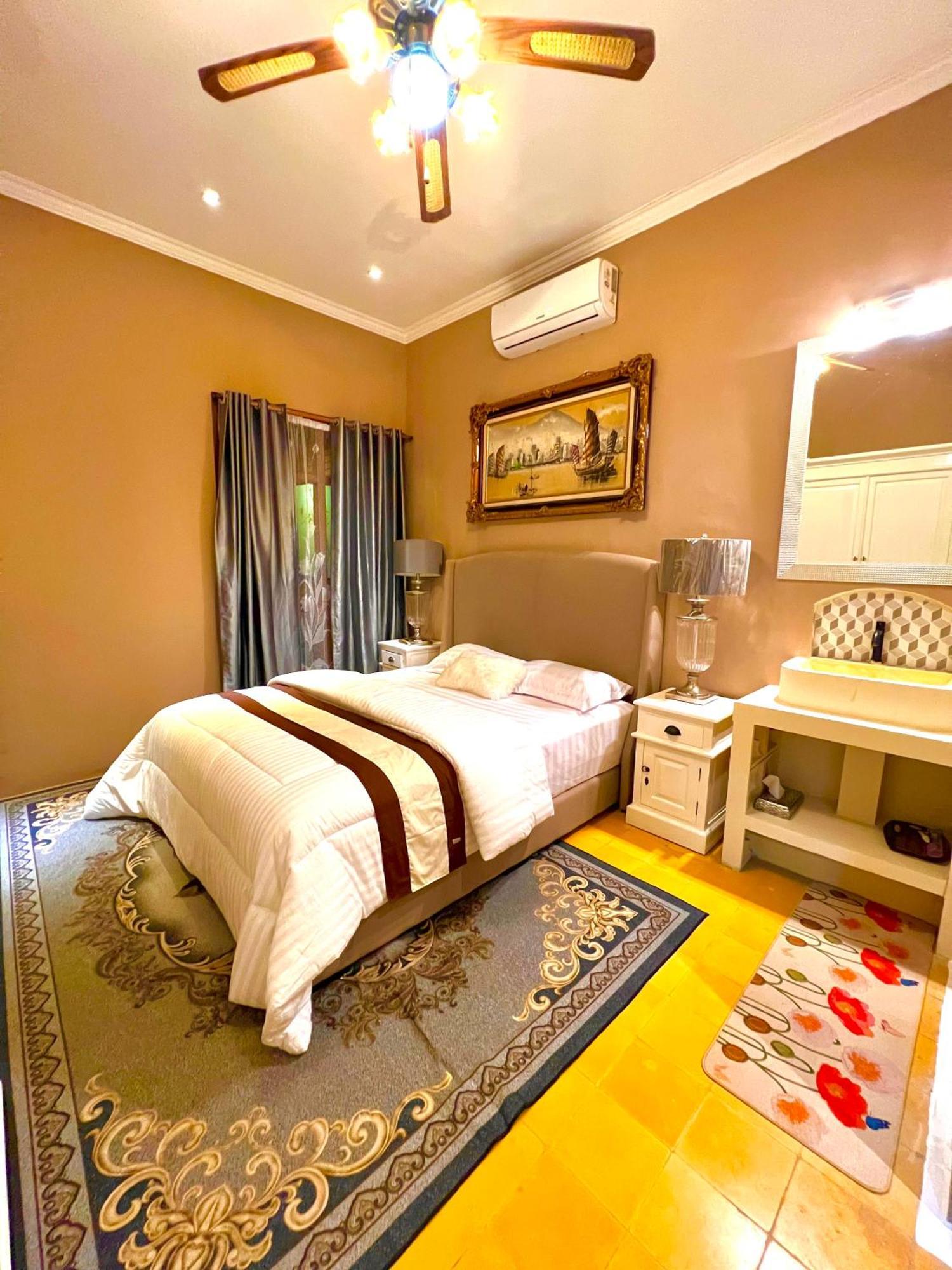 Sammy Home Yogyakarta Luaran gambar